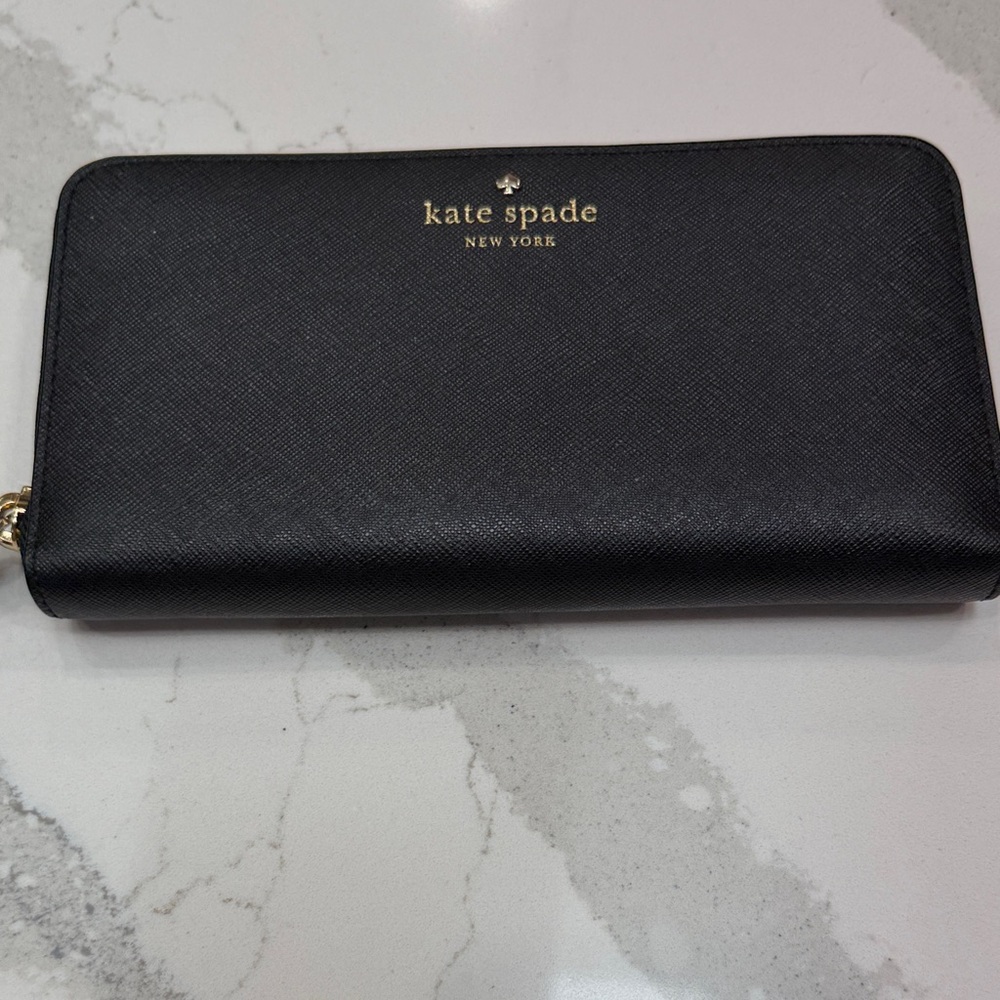 Kate Spade Black Wallet🌷